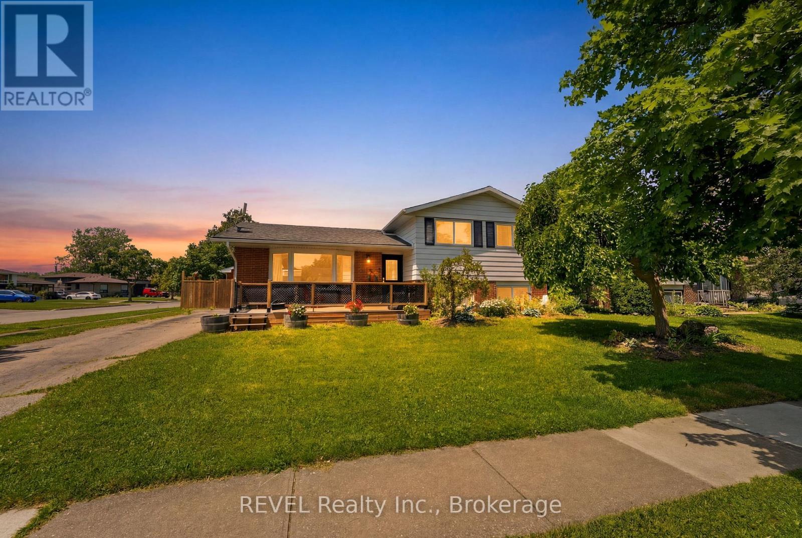 1 Idylwood