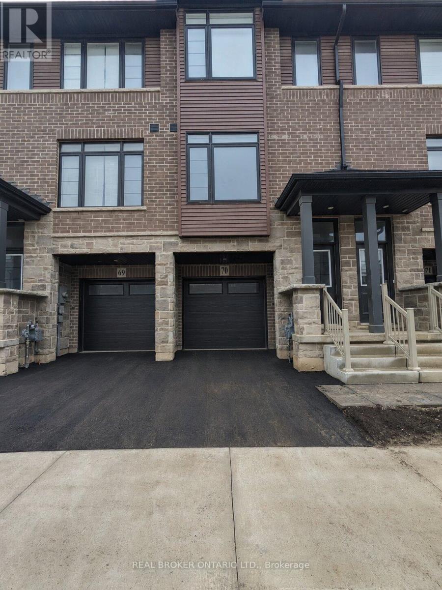 461 Blackburn Unit 70