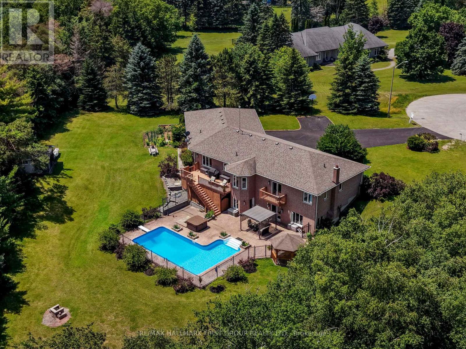 3211 Charbrook