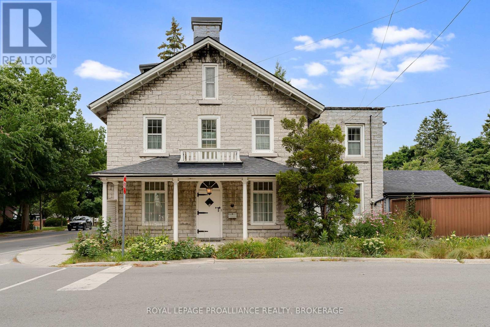 2 Alwington Avenue, Kingston, ON K7L 4R3, Kingston