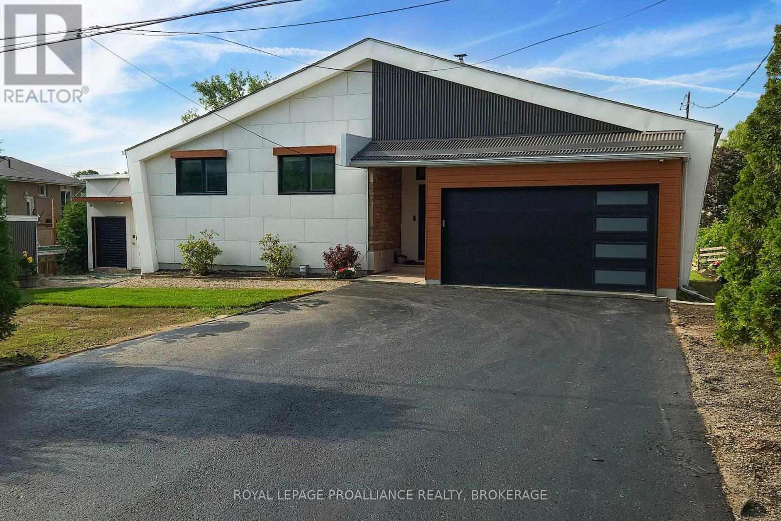 25 Willowbank