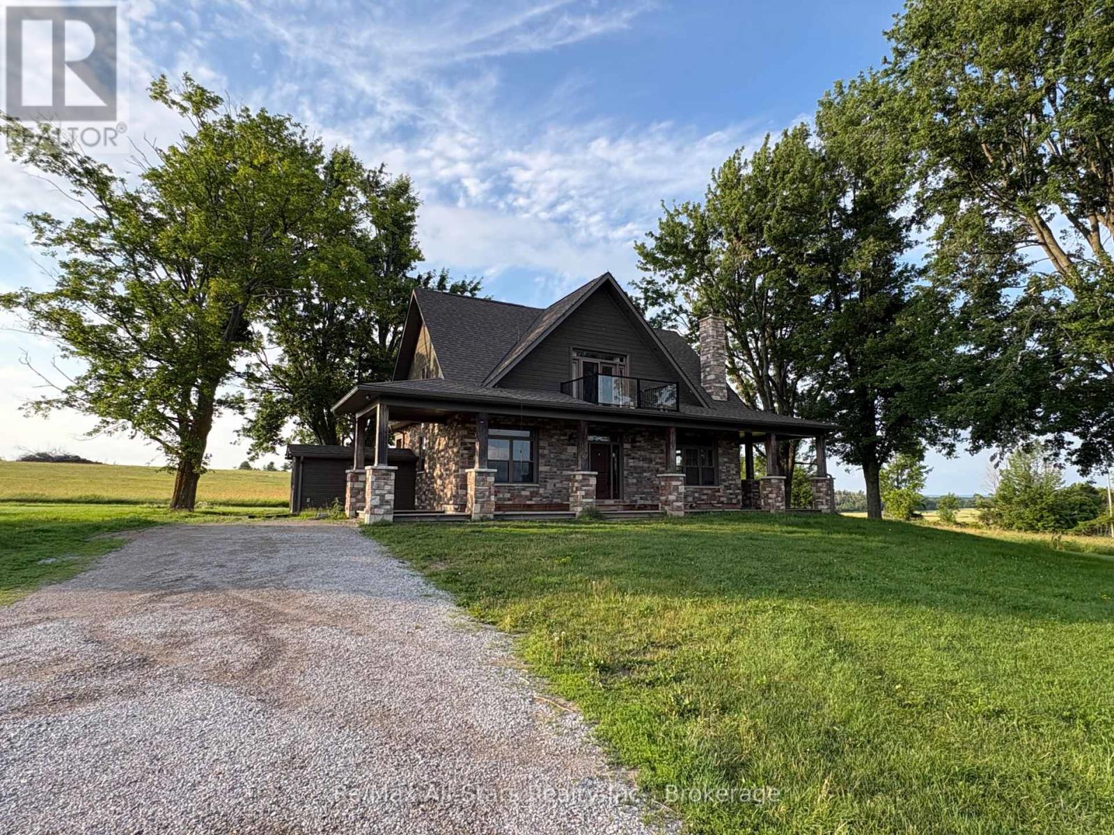 1185 Killarney Bay