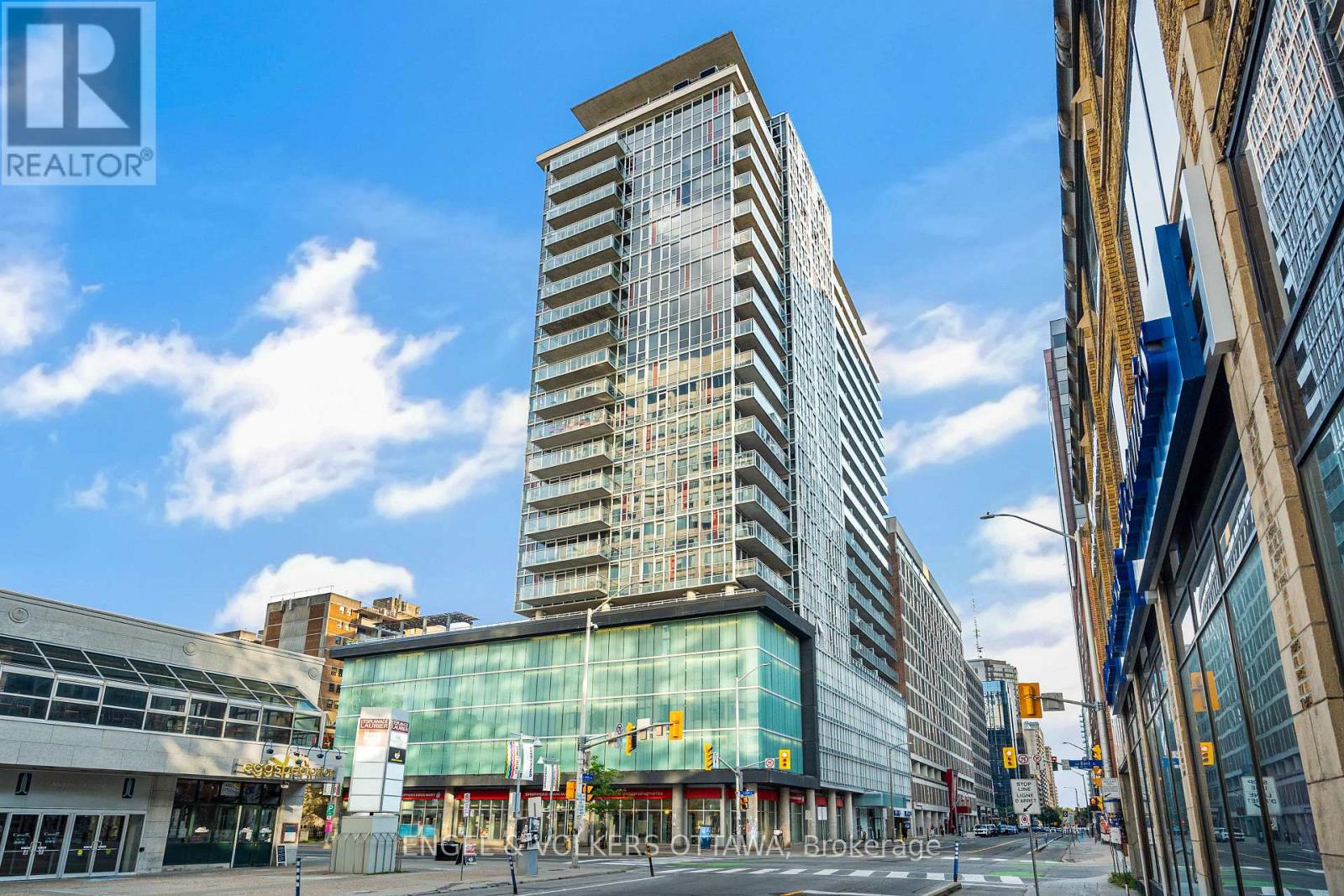 324 Laurier Unit 1710