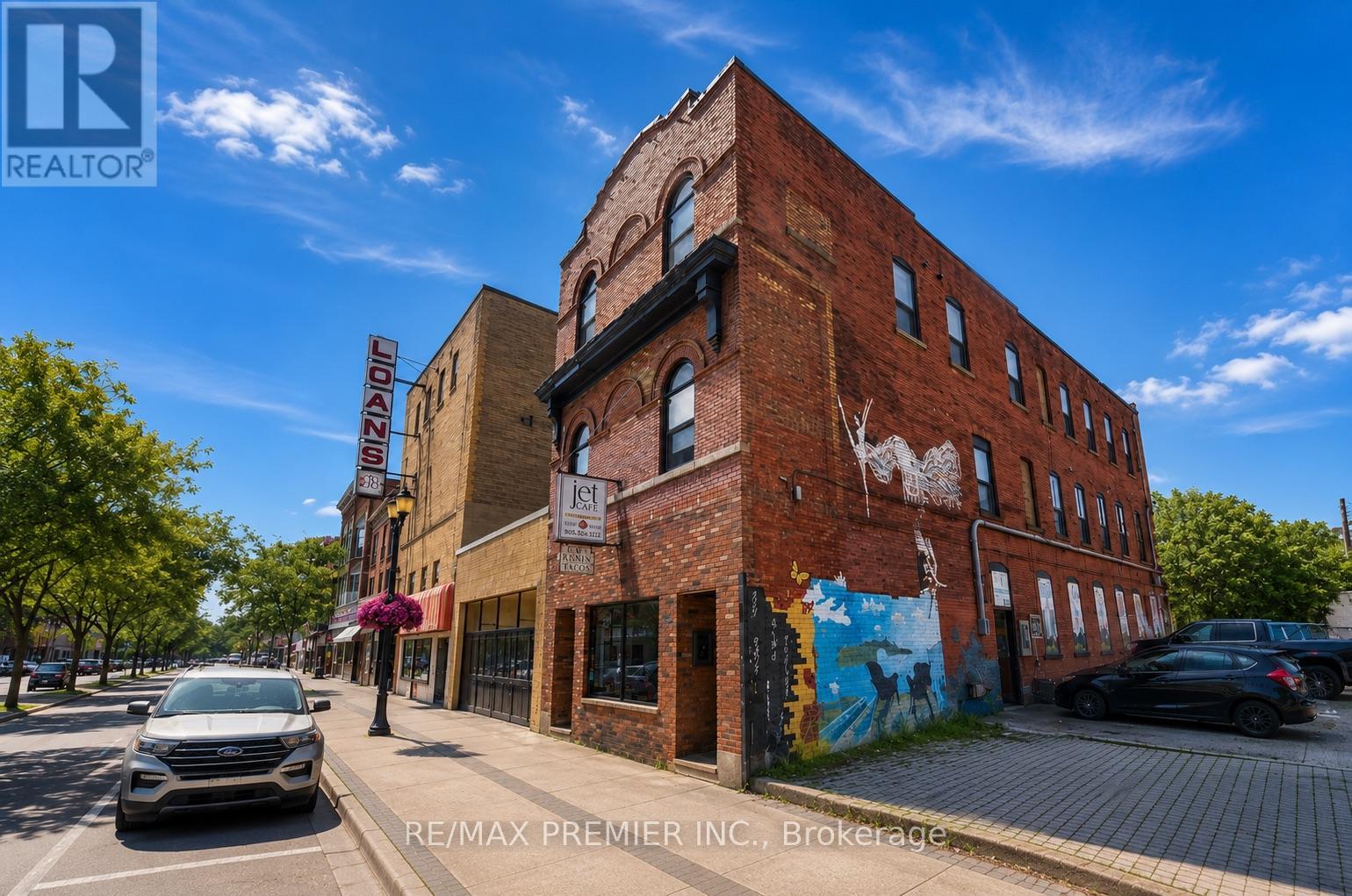 184 King
