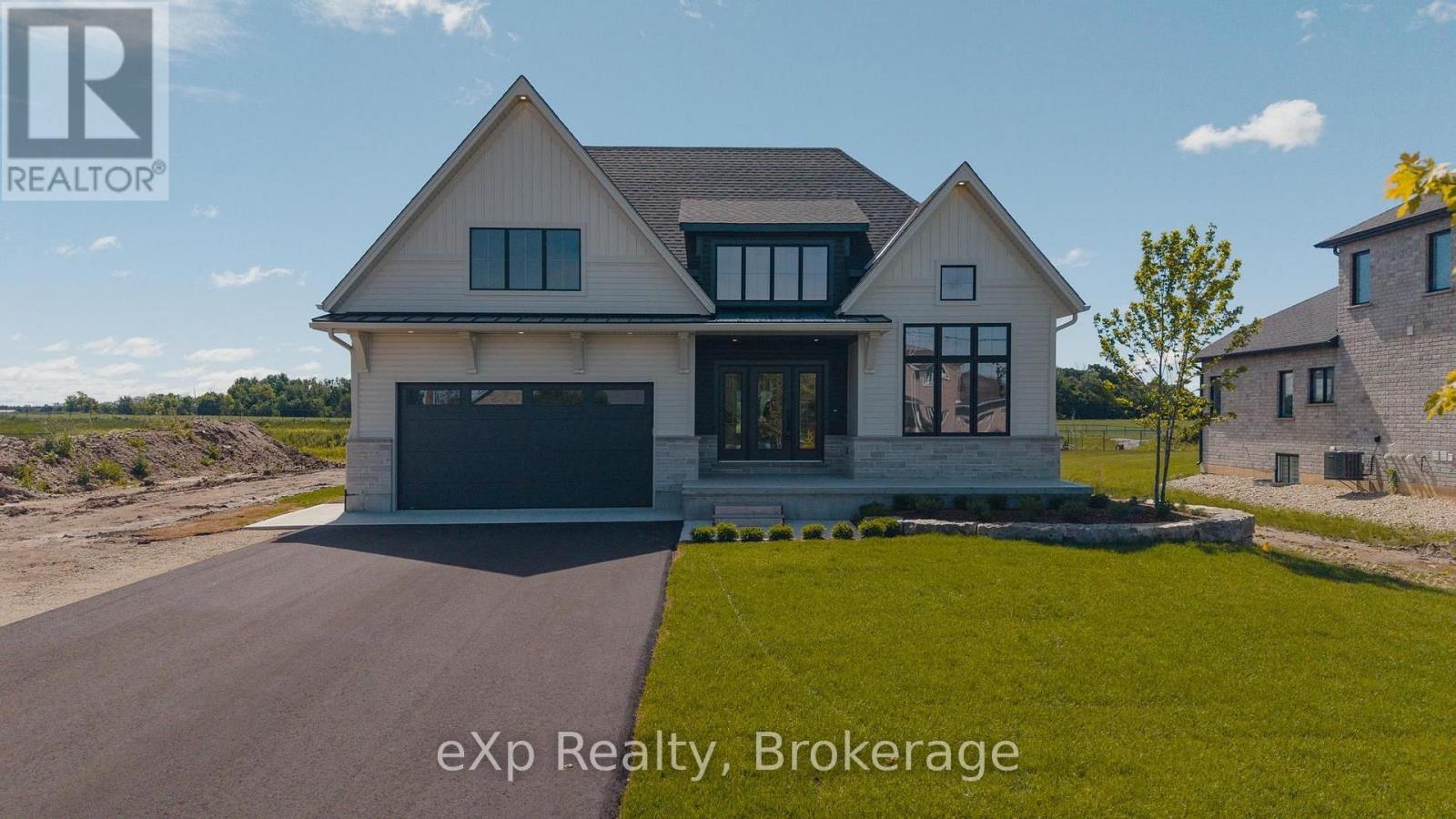 1036 Walton photo 4