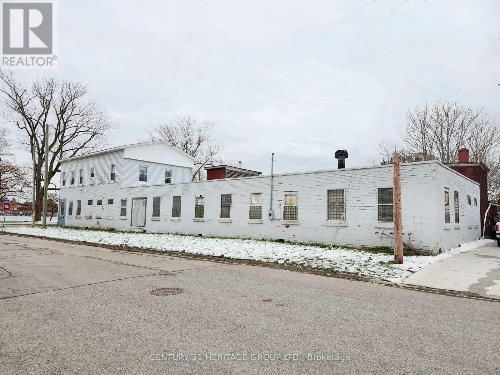 203 Niagara