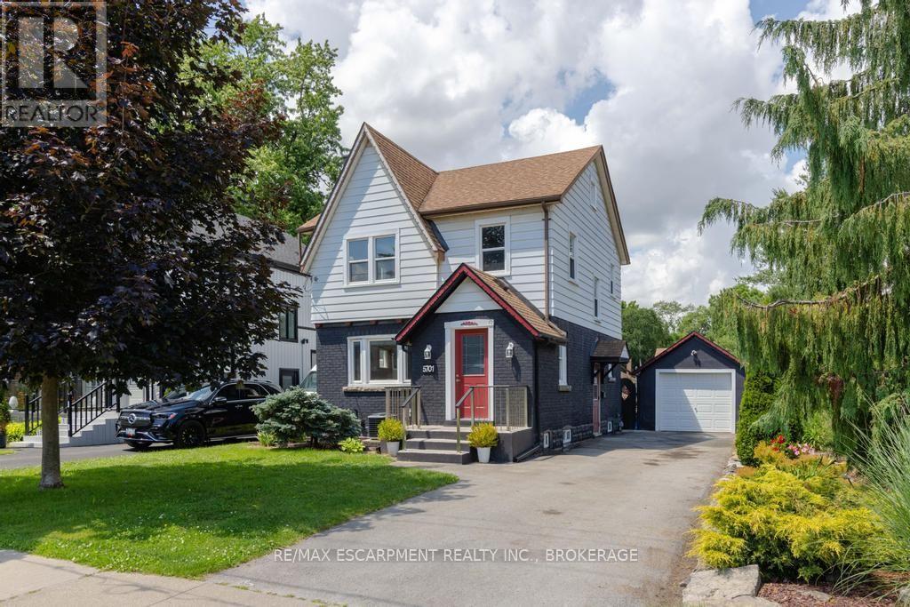 5701 Dorchester