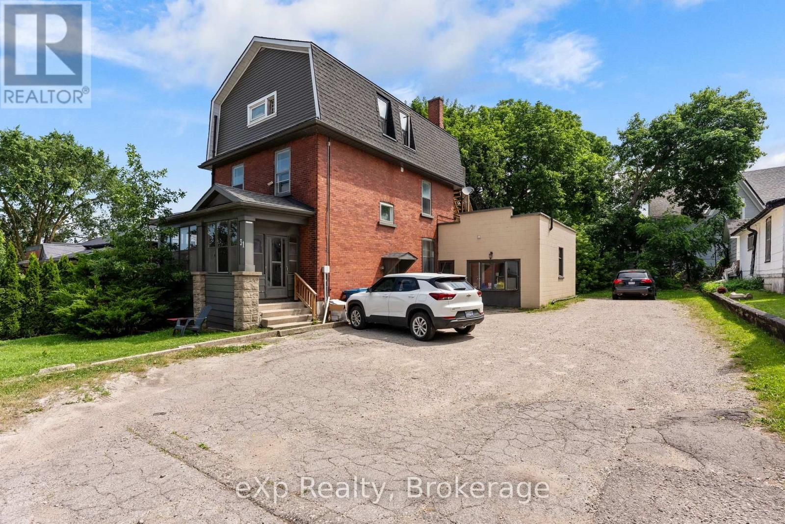 31 Waterloo