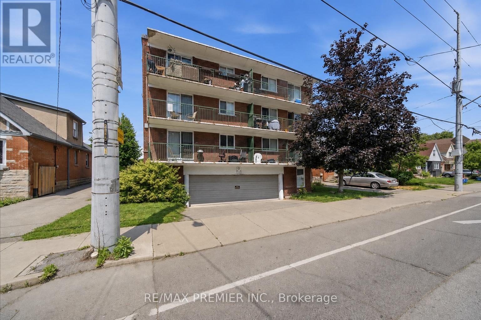 214 Wentworth