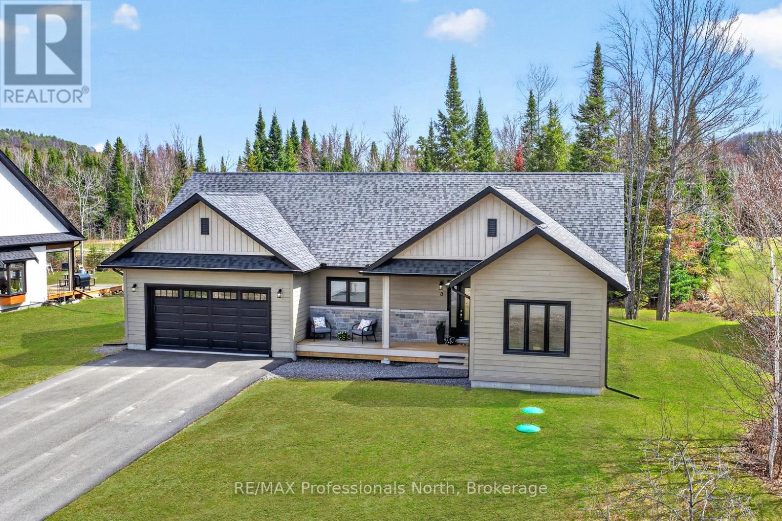 8 Bancroft Ridge