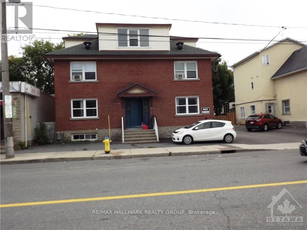568 Gladstone
