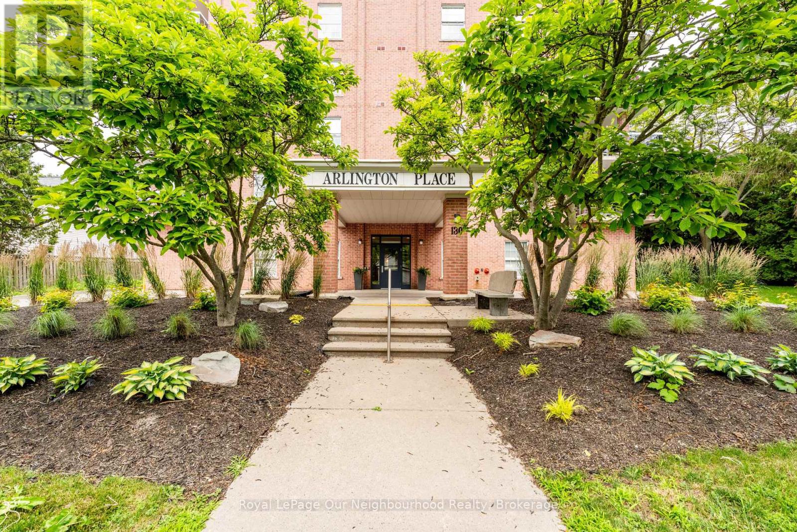 130 Queen Unit 2A