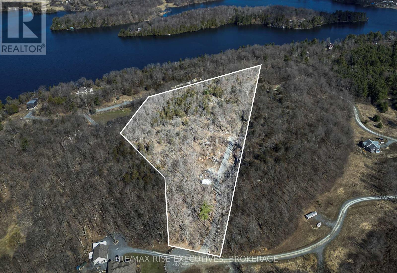 6 CRANBERRY COVE