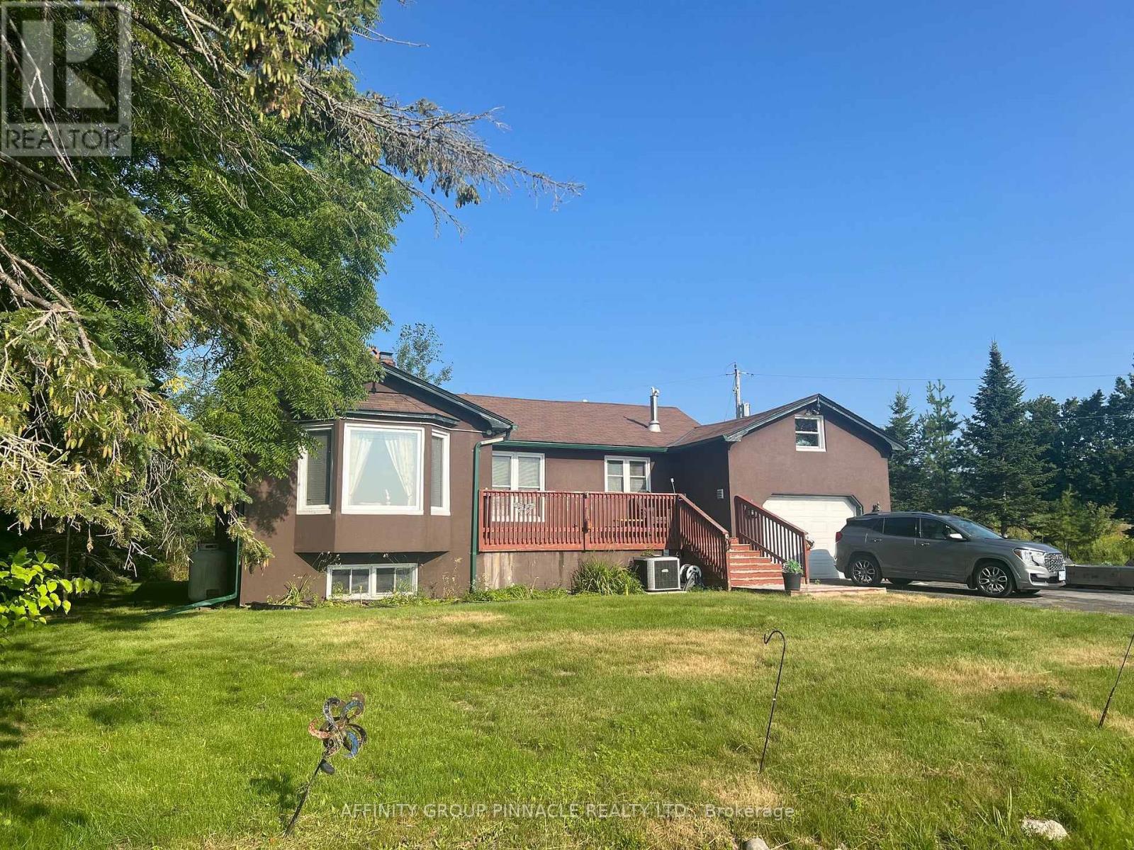 2029 Pigeon Lake