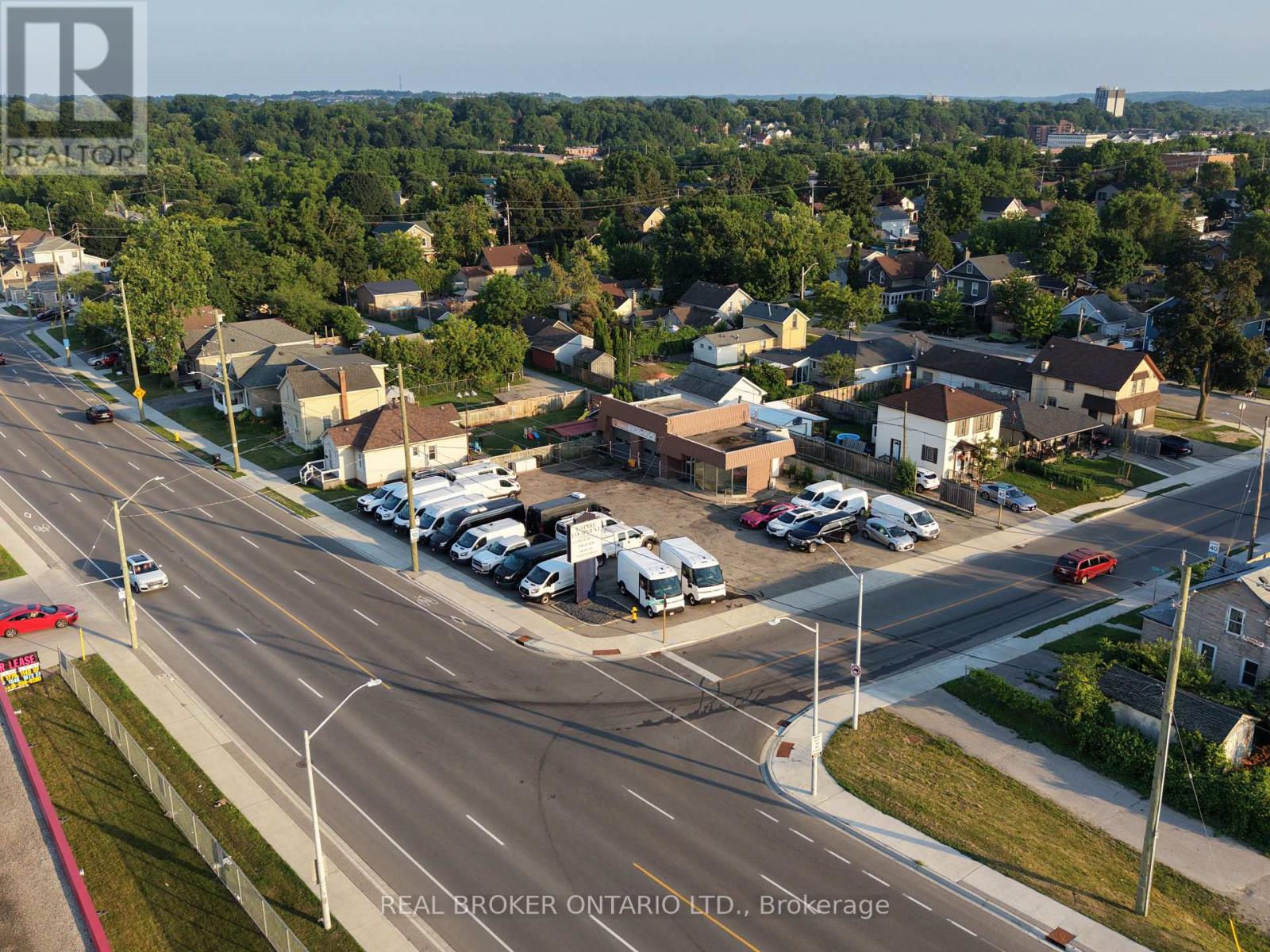 362 Dundas Street N, Cambridge, ON N1R 5R2, Cambridge