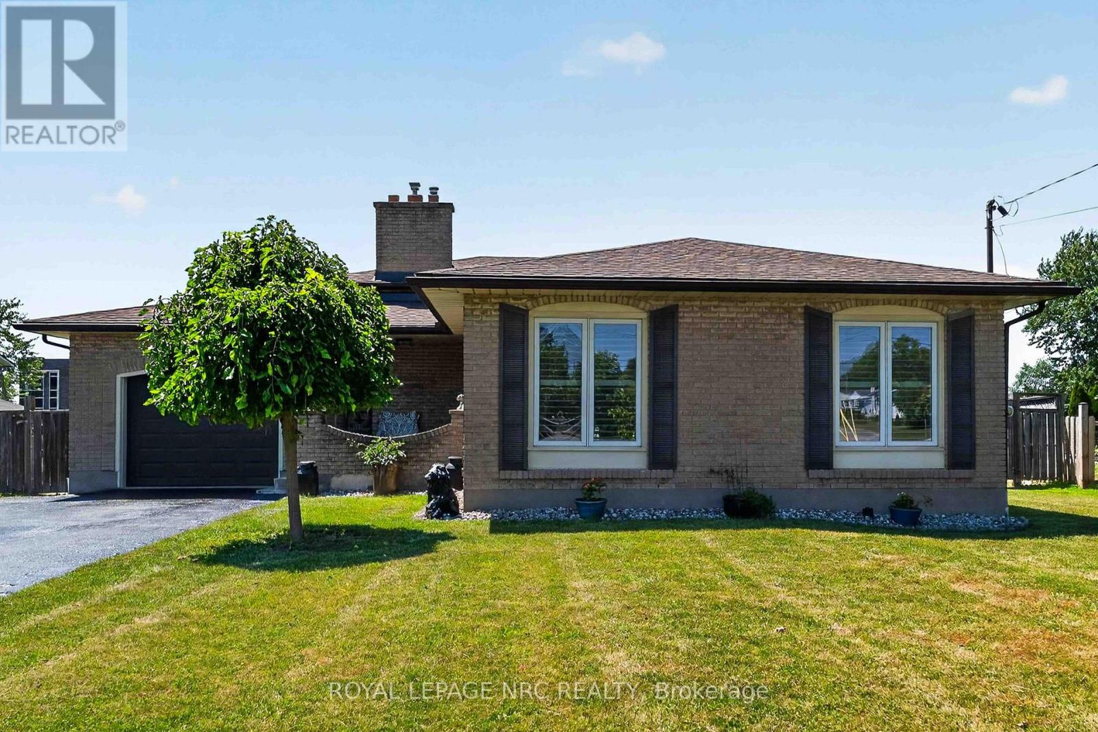 1095 Green Acres