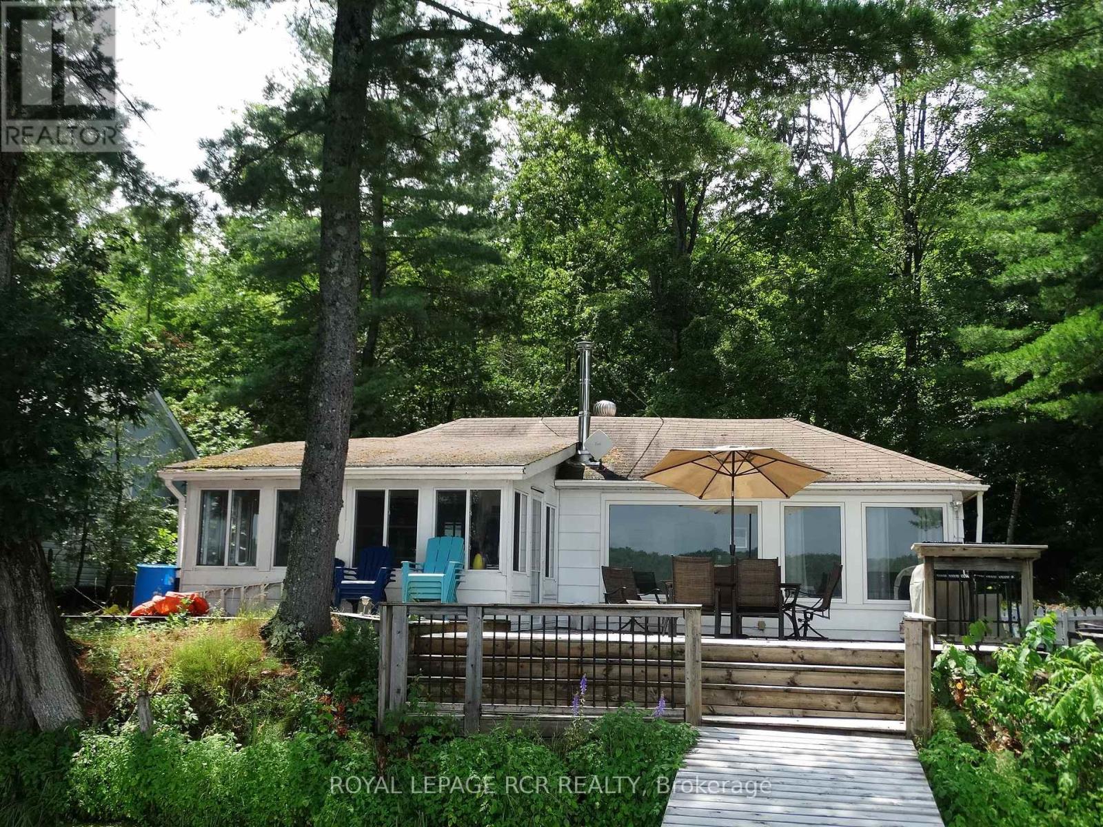 2105 White Lake