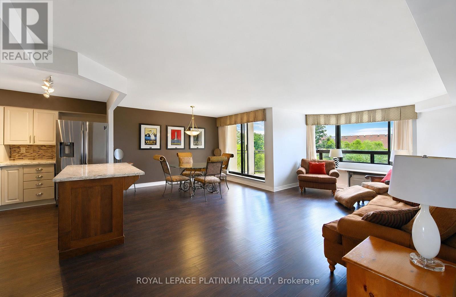 688 Preston Parkway 401, Cambridge, ON N3H 5K6, Cambridge