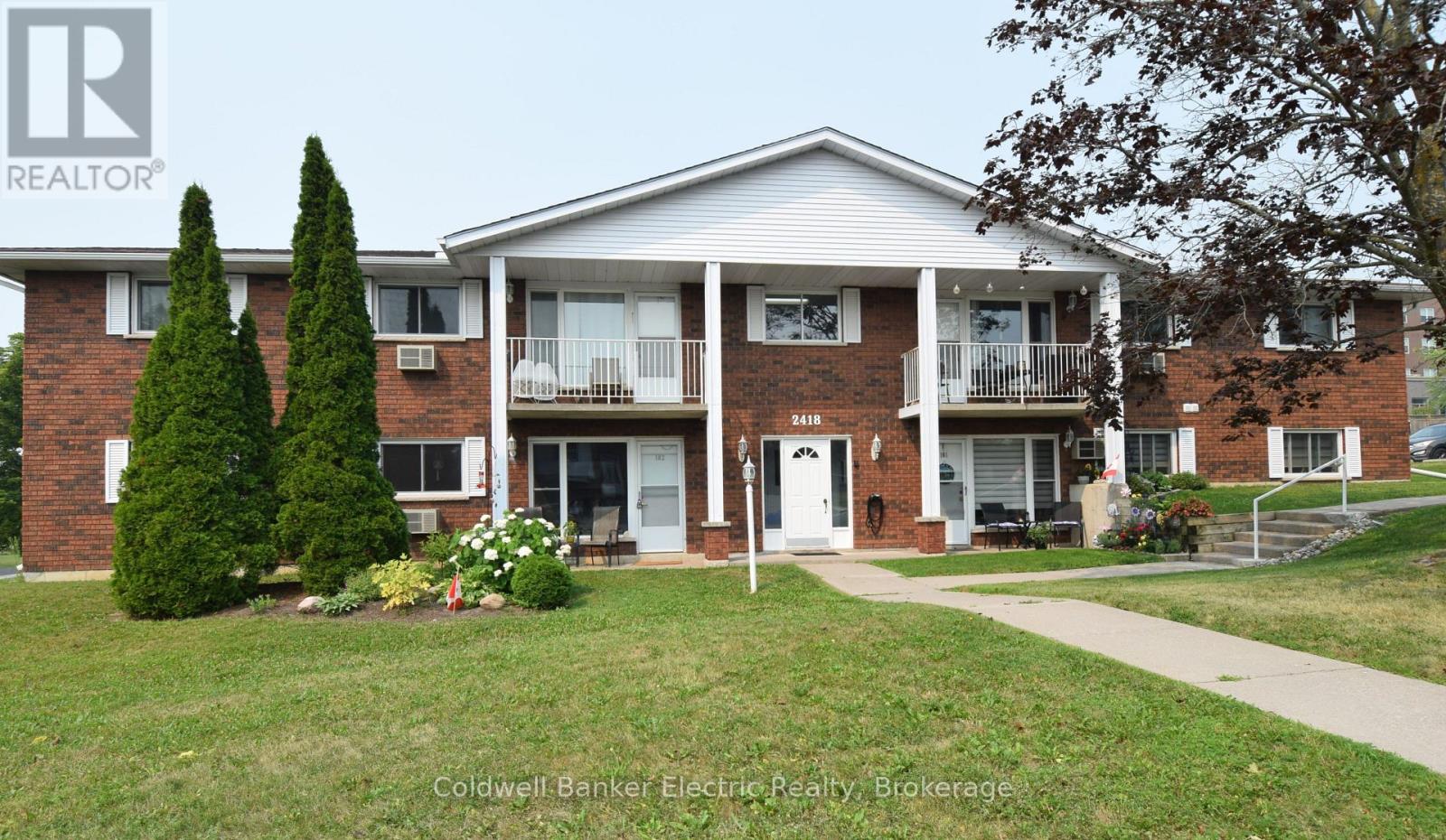 2418 Mountland Unit 104