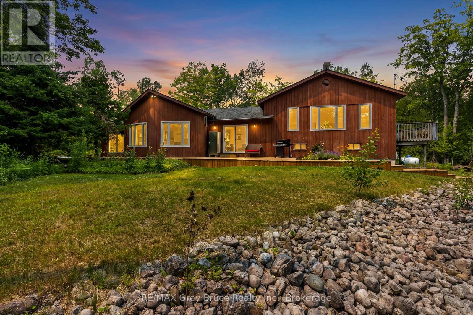 479 DYERS BAY