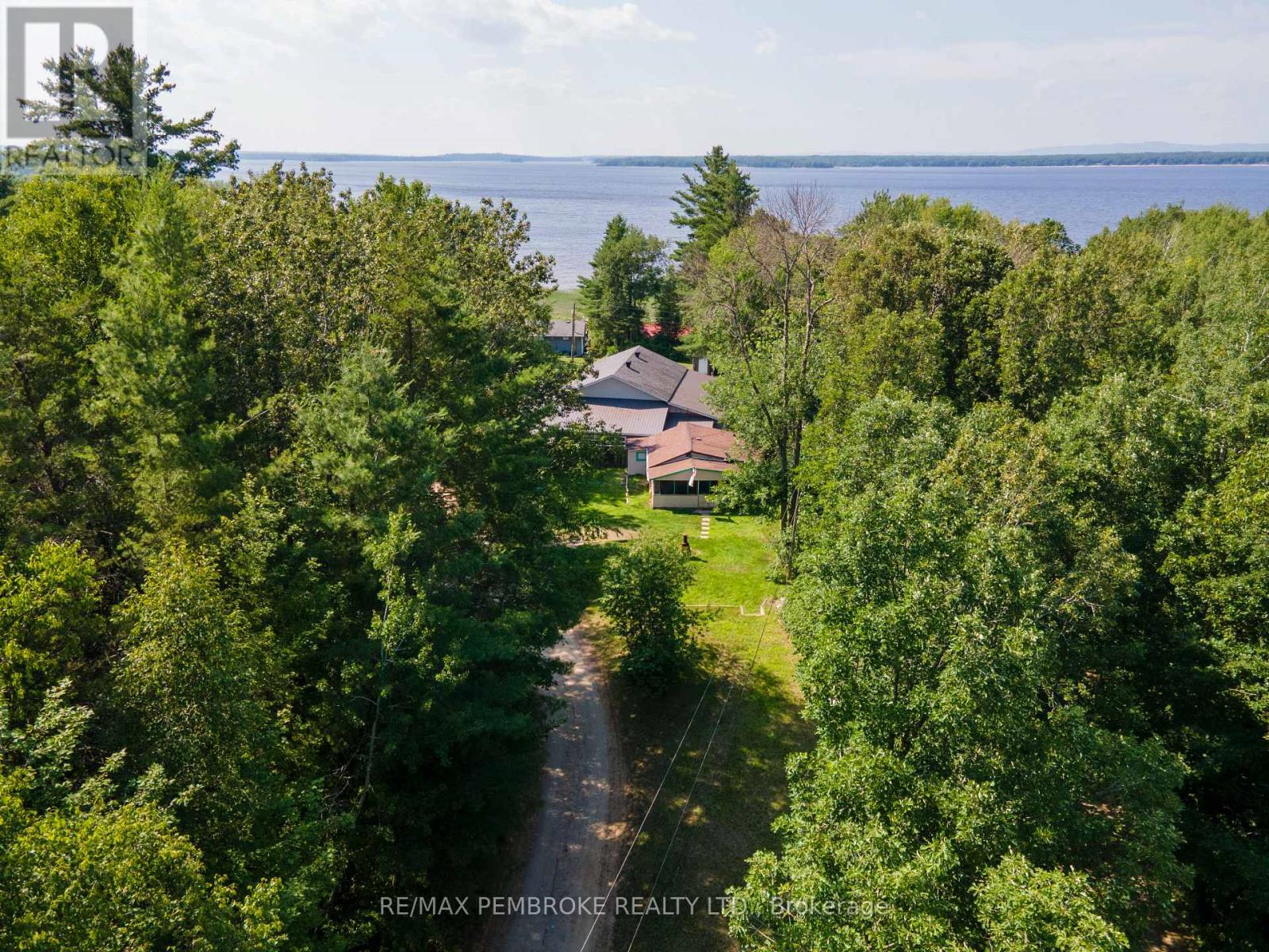 19B Moores Beach