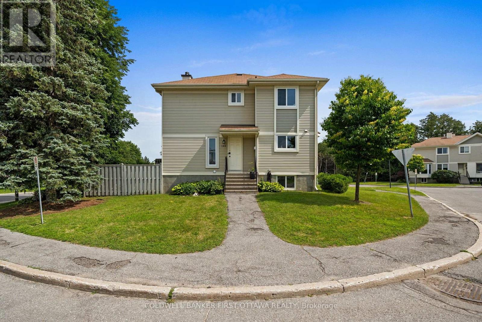 108 Mcdermot Unit 6