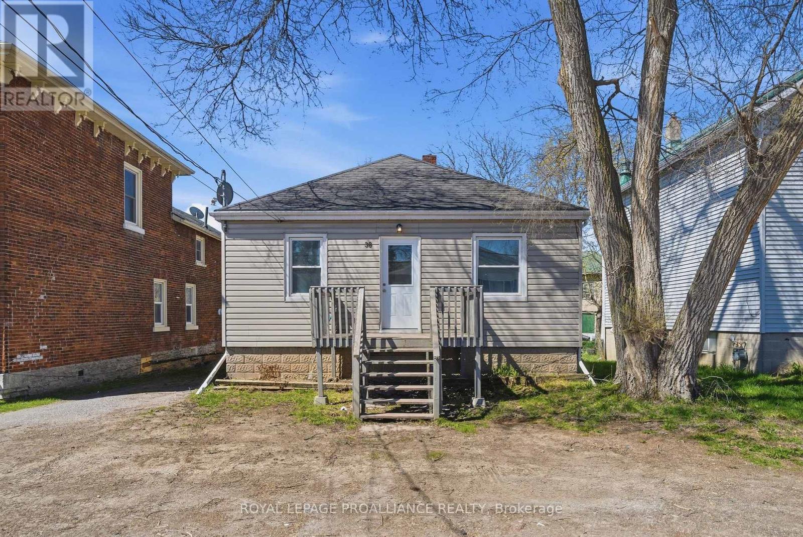 38 Oak