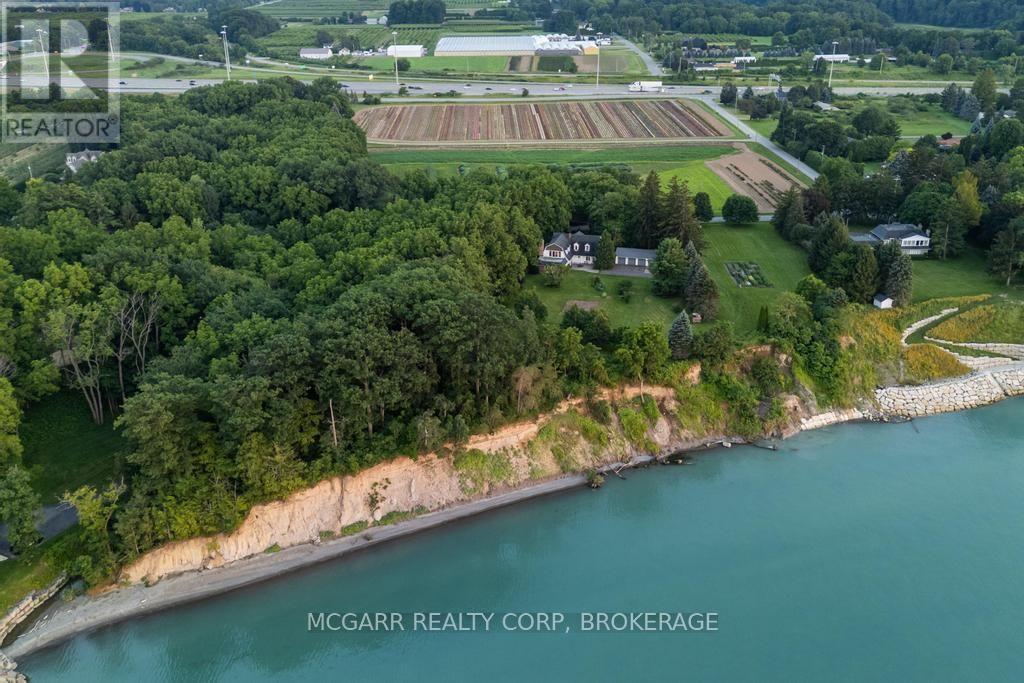 1258 Lakeshore