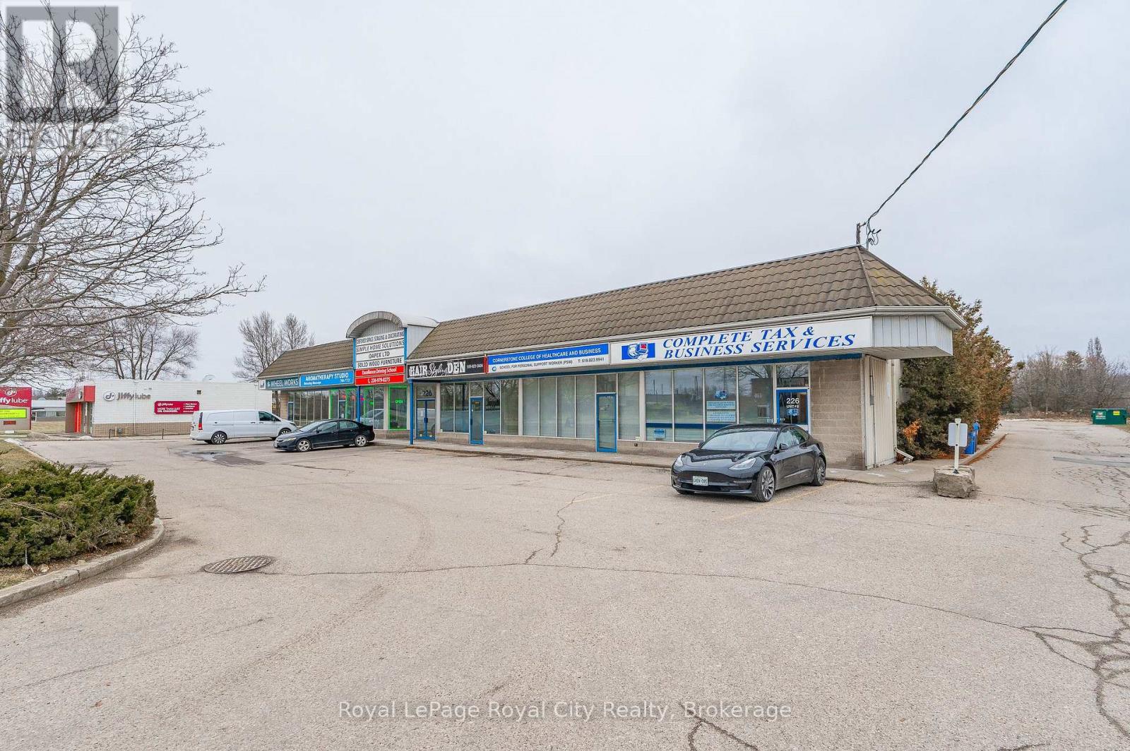 226 Speedvale Ave W Avenue, Guelph, ON N1H 1C4, Guelph