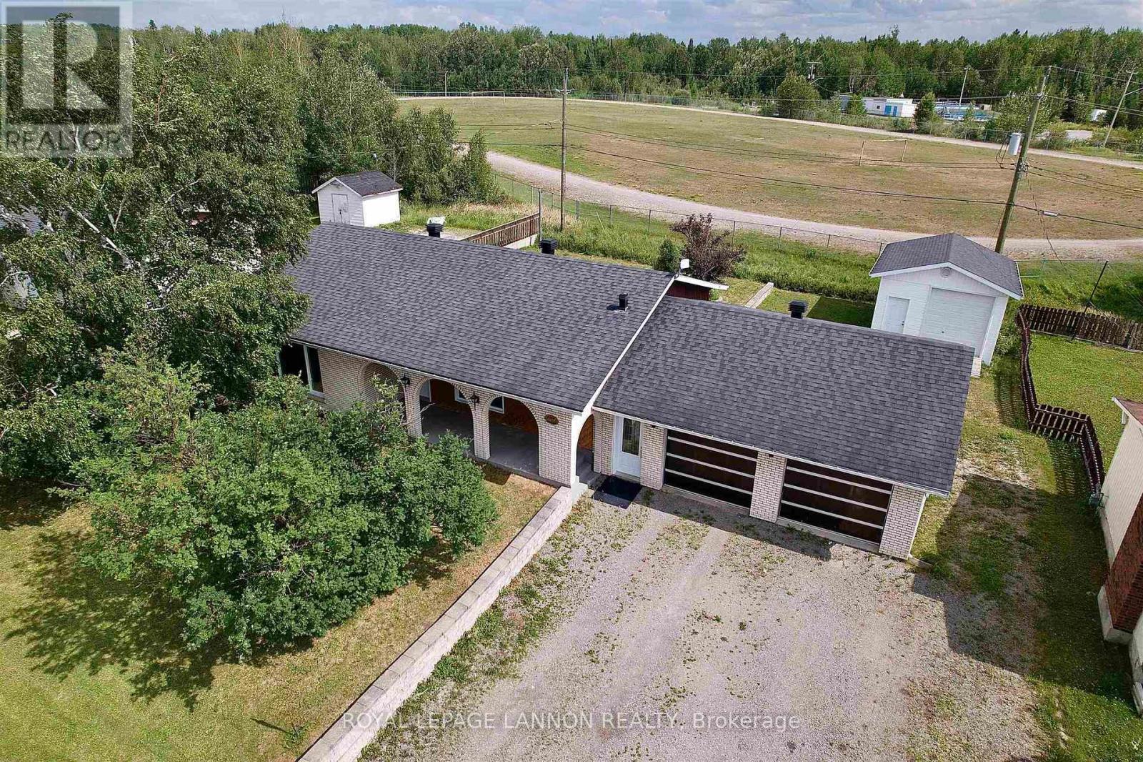 111 Woodcrest