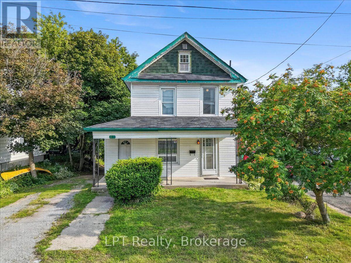 611 Romaine
