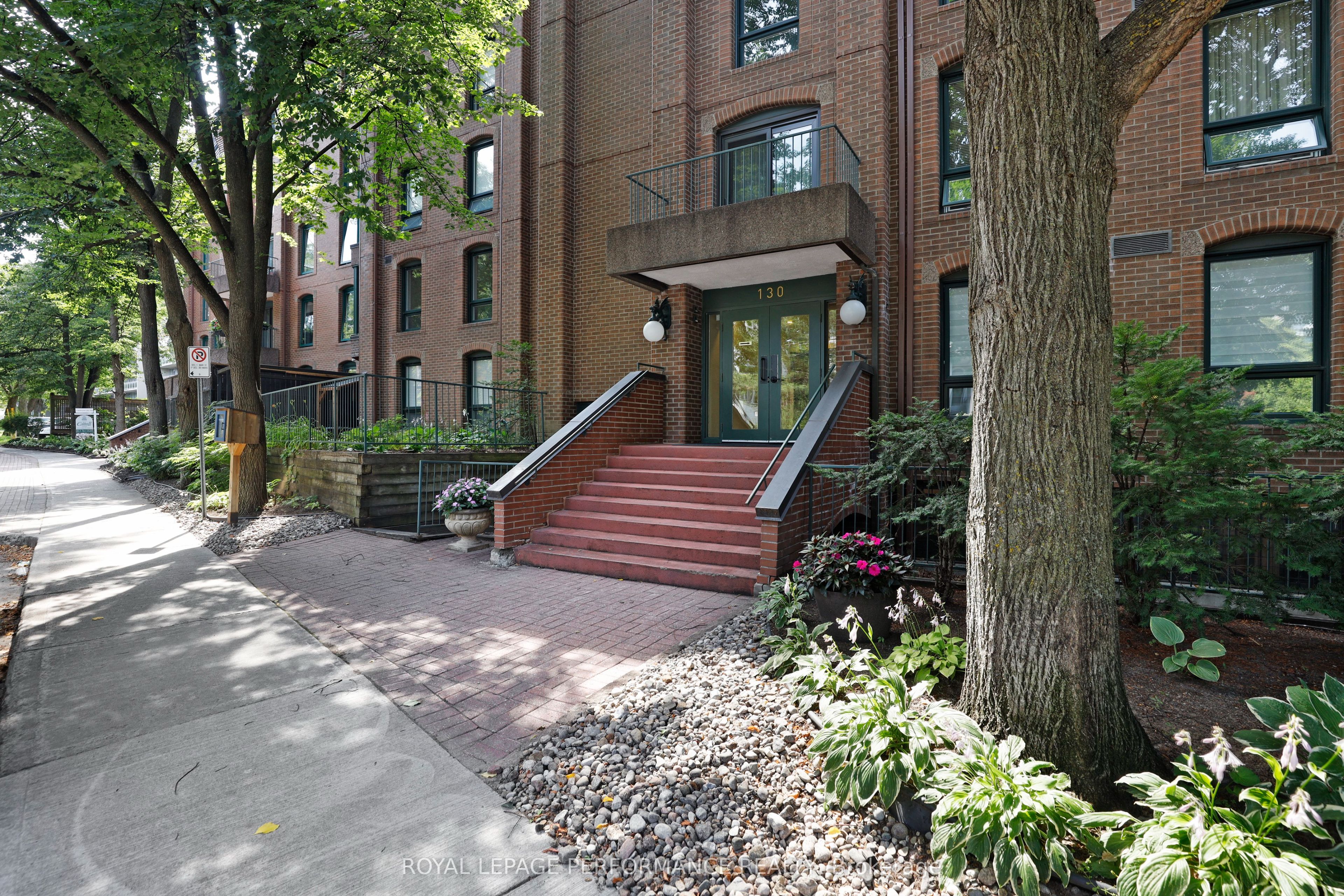 130 Rideau Unit 4
