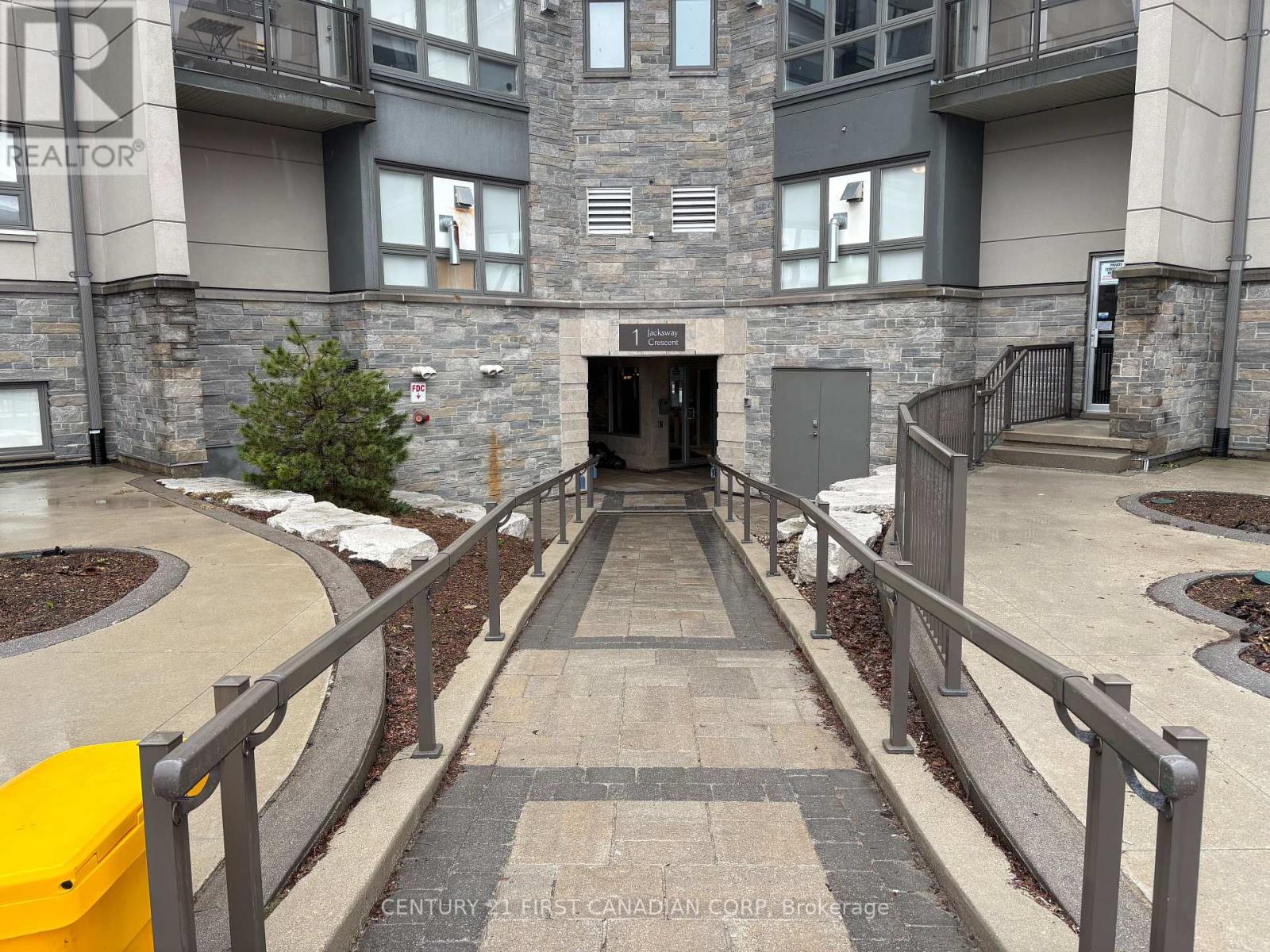 1 Jacksway Unit 114