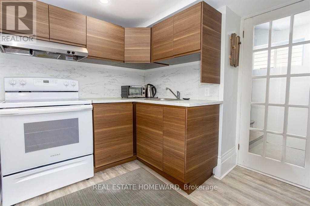81 Sweetland Unit Lower