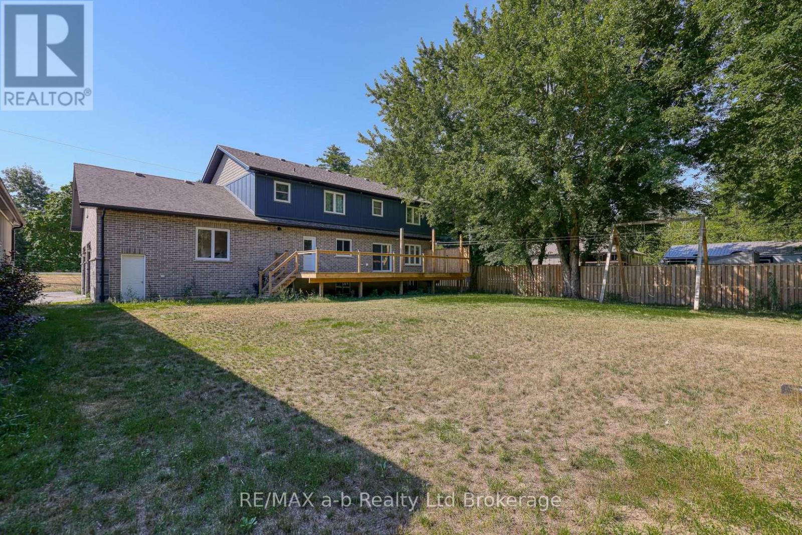 287 24 Highway W photo 5