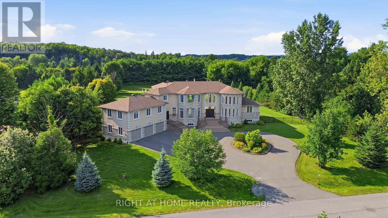 1607 Landel photo 2