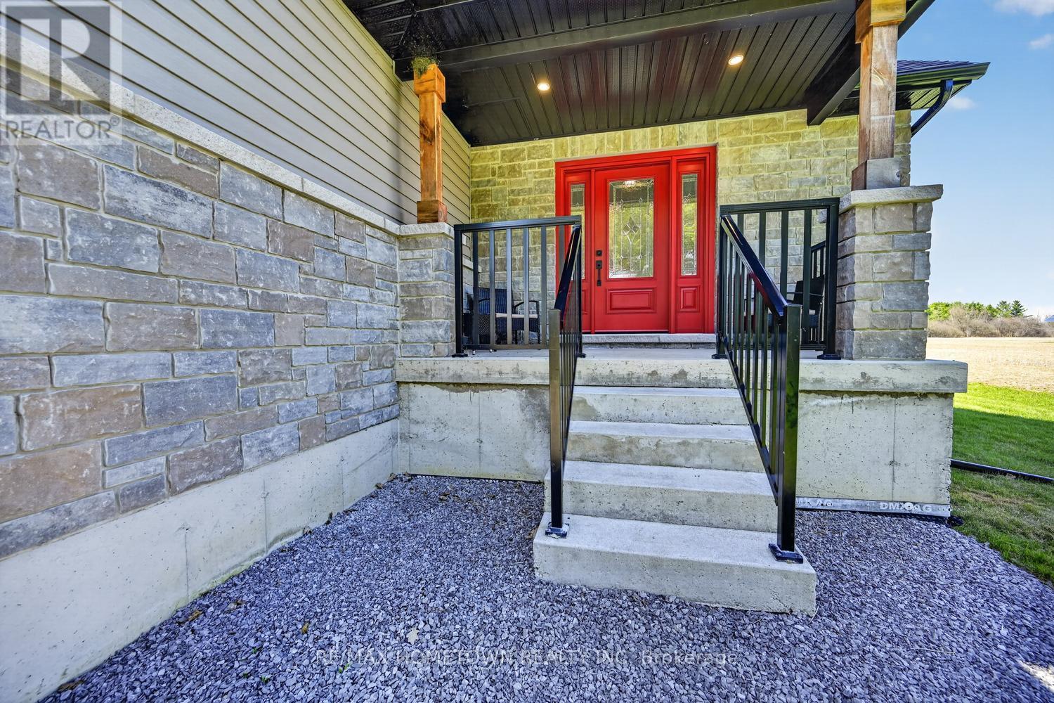 7208 Stevenson photo 4