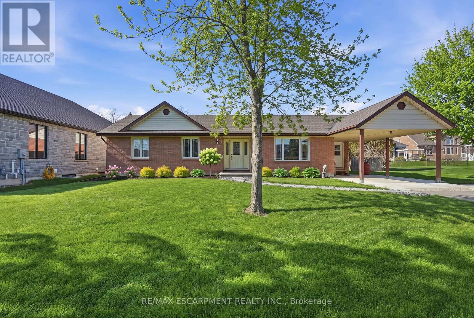 133 New Lakeshore