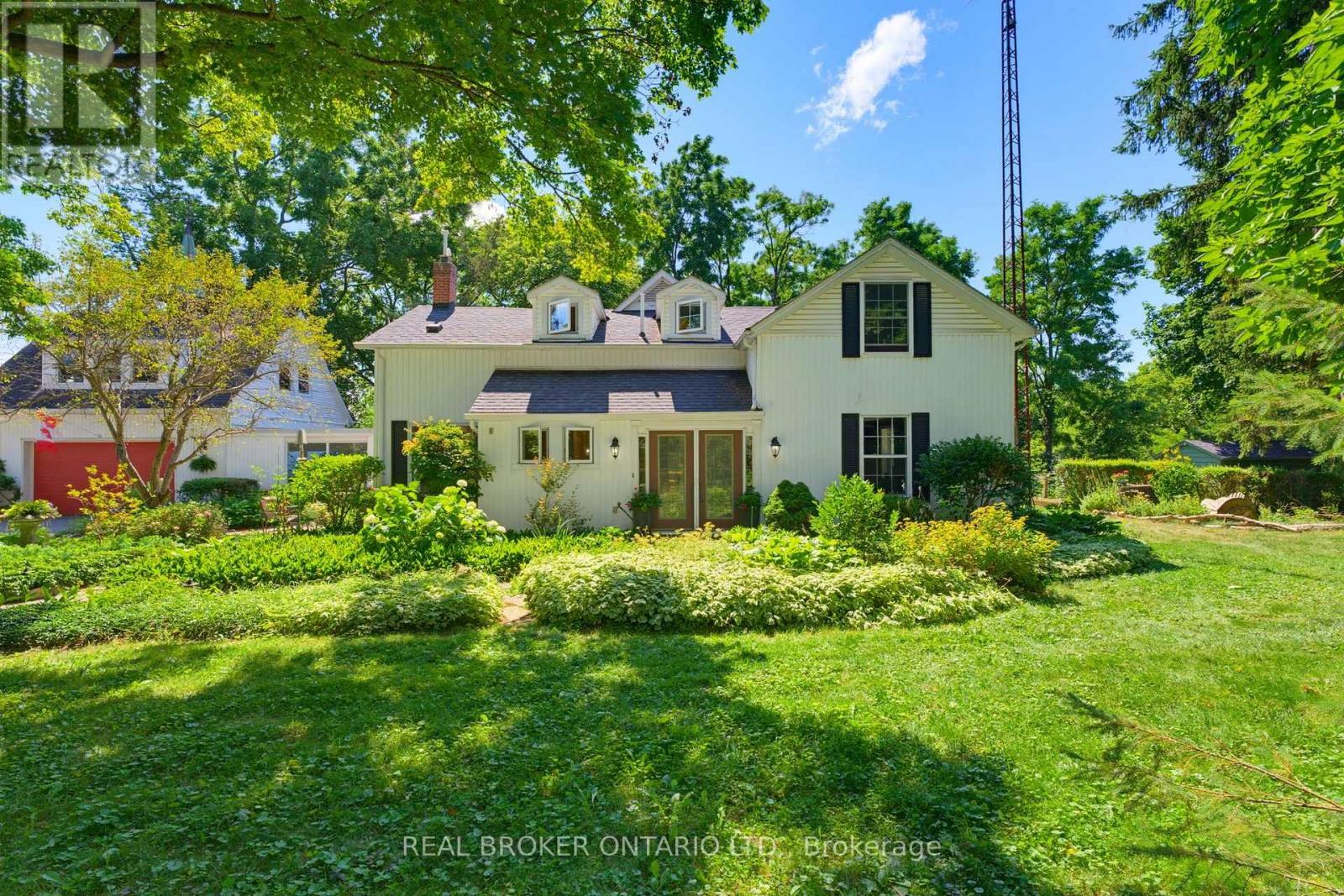 24 Pleasant Ridge