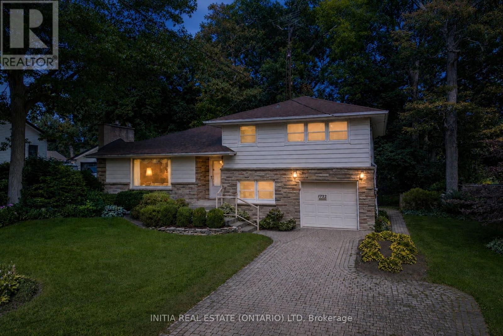 1732 Rutherglen