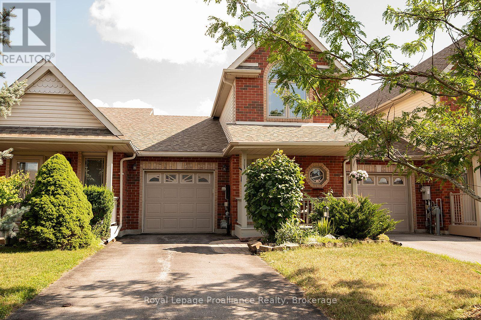 31 Hawthorn