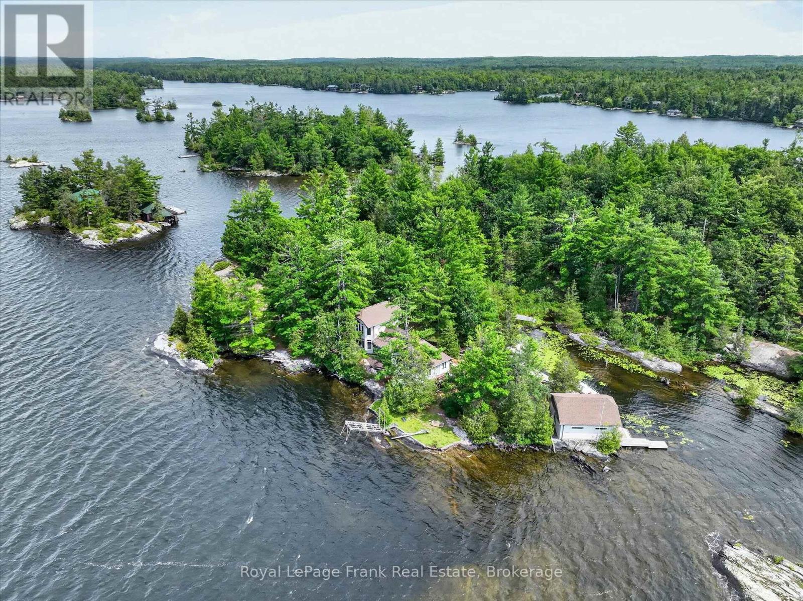 1550 Island 85 Stoney Lake