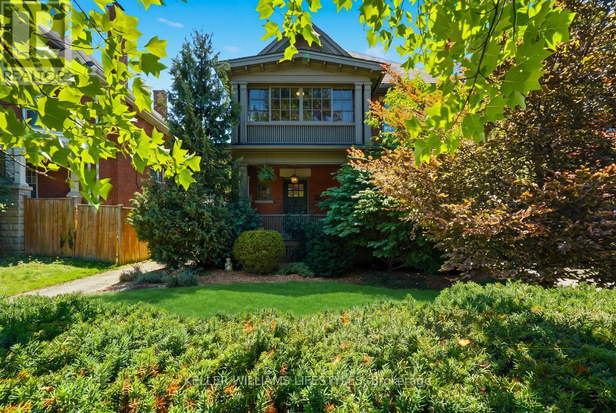 203 Cheapside