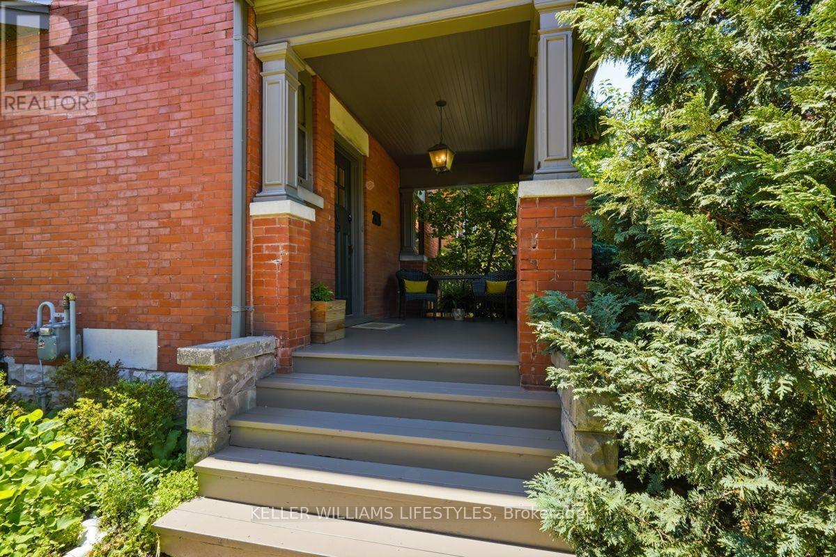 203 Cheapside photo 5