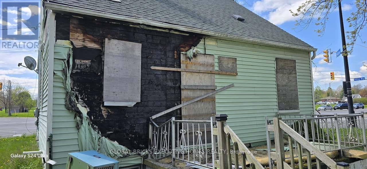5168 Stanley photo 2