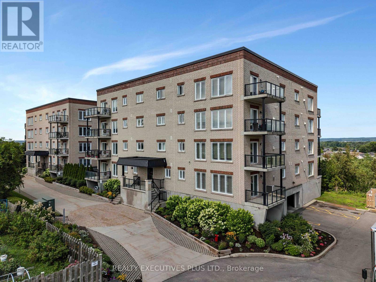 2376 Albert Unit 103