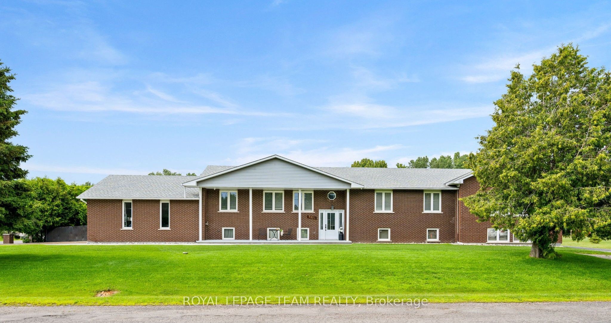 7019 Cosgrove photo 2