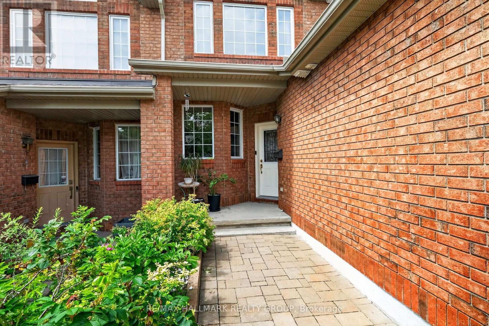 174 Carwood photo 2
