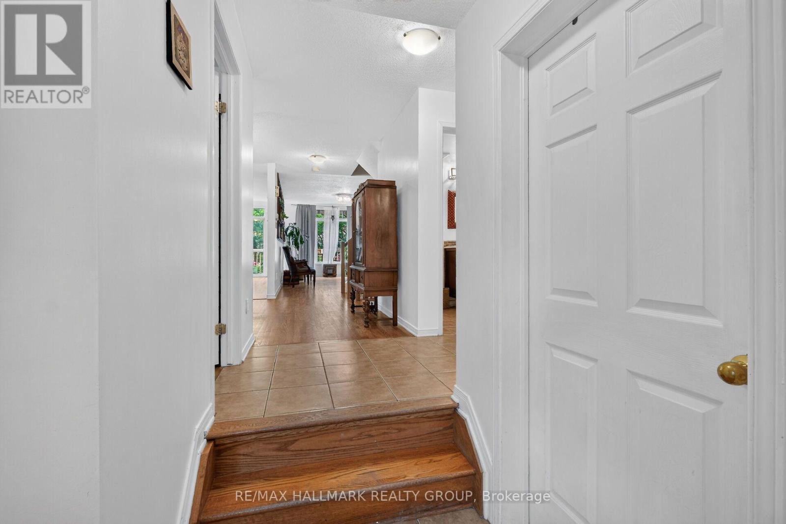 174 Carwood photo 4