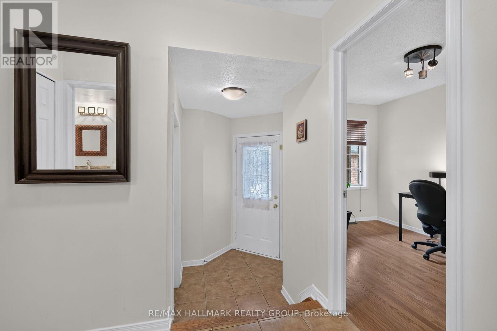 174 Carwood photo 5